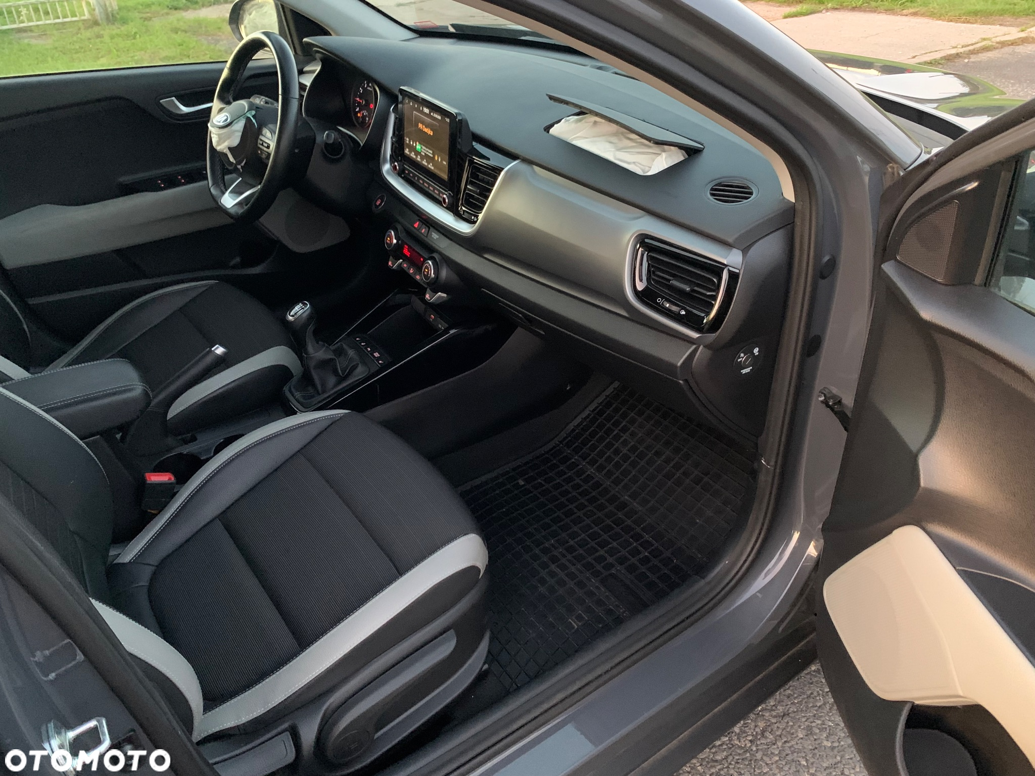 Kia Stonic - 18