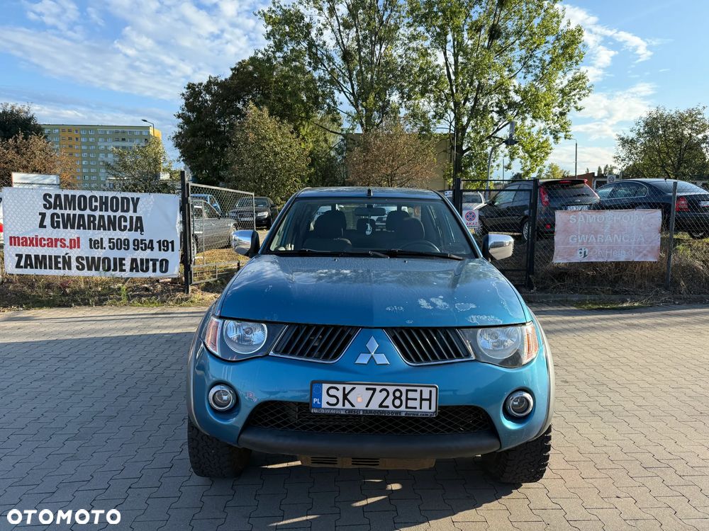 Mitsubishi L200 2.5 DID Intense + - 11