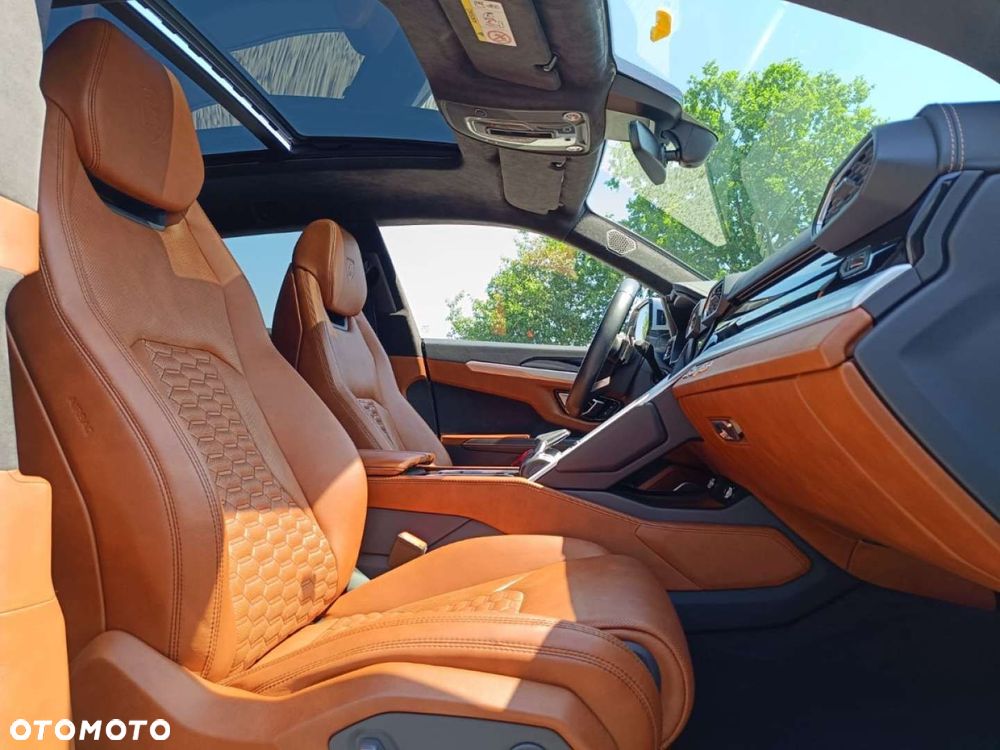Lamborghini Urus - 32