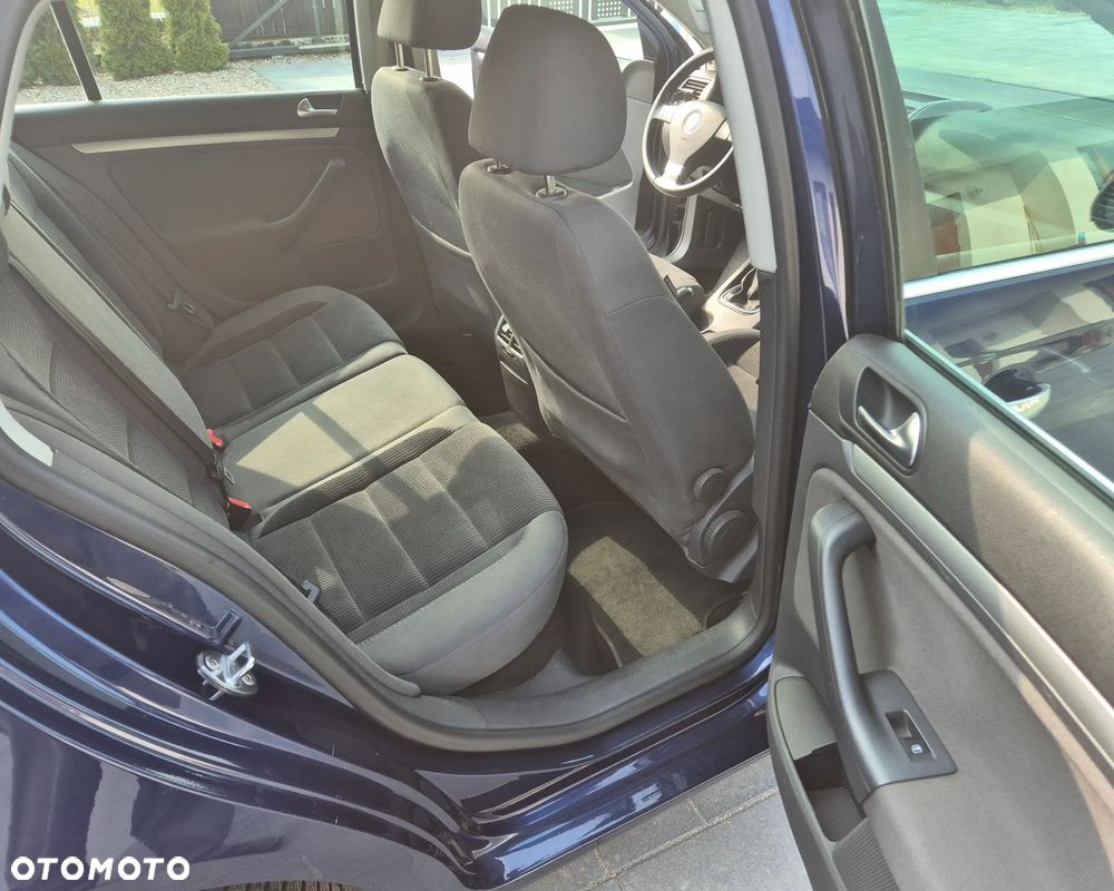 Volkswagen Golf 1.9 TDI DPF Comfortline - 10