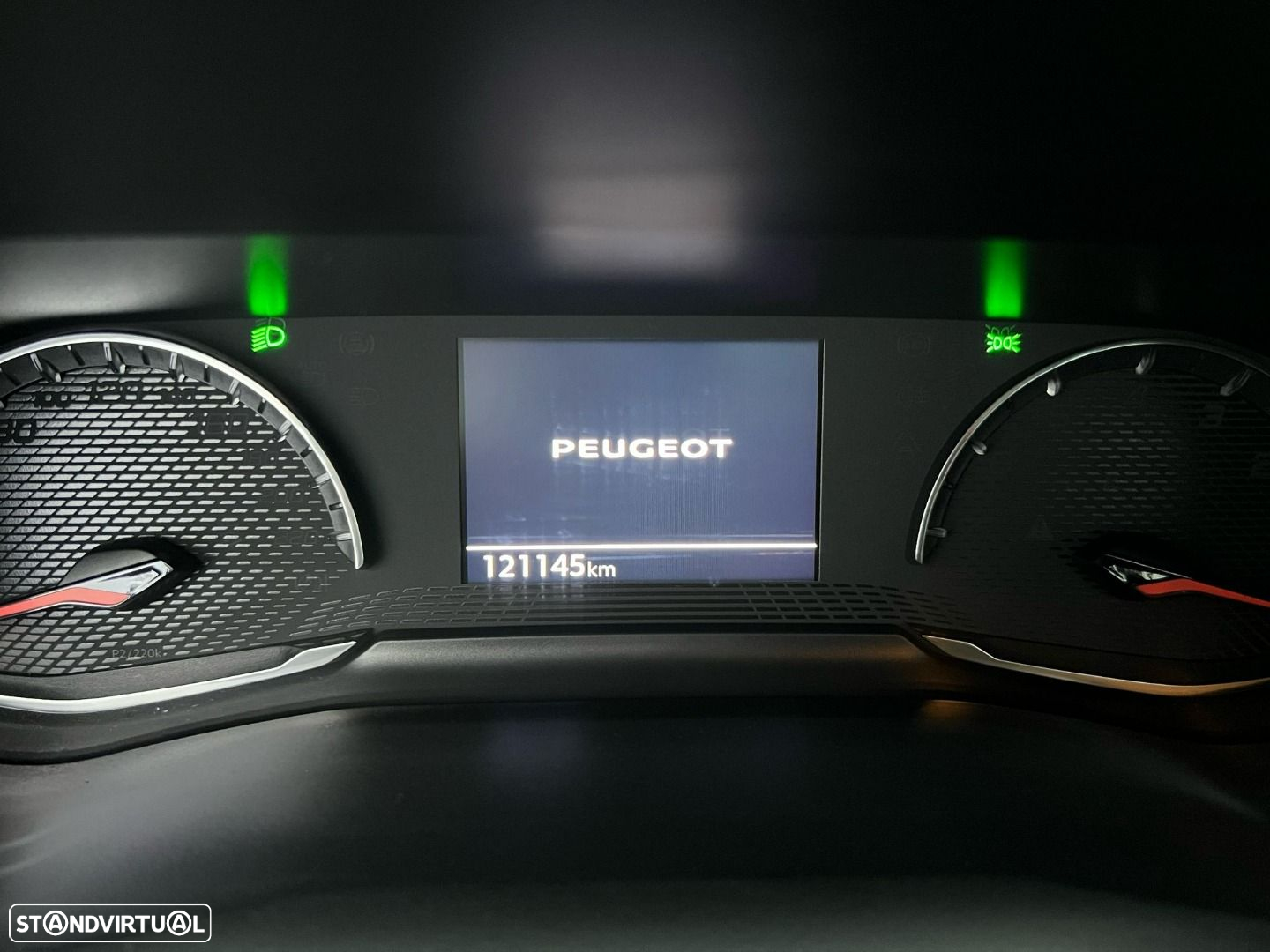 Peugeot 208 1.2 PureTech Active Pack - 25