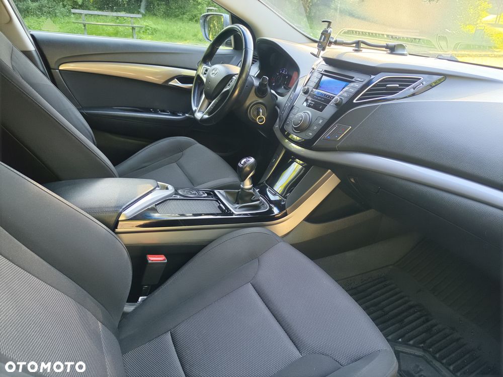 Hyundai i40 Kombi 1.6 Classic - 11