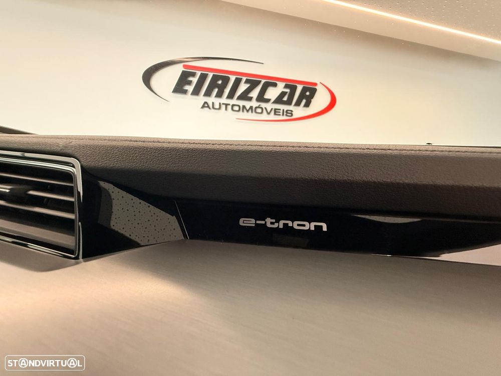 Audi e-tron 55 quattro S line - 8