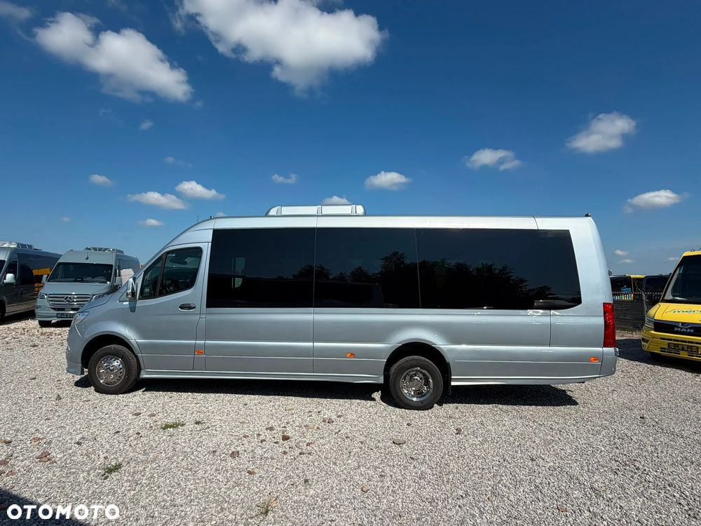 Mercedes-Benz Sprinter 519 - 8