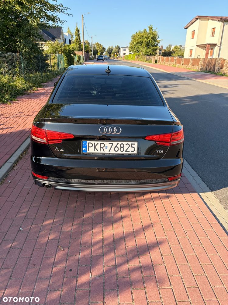 Audi A4 Limousine 2.0 TDI - 6