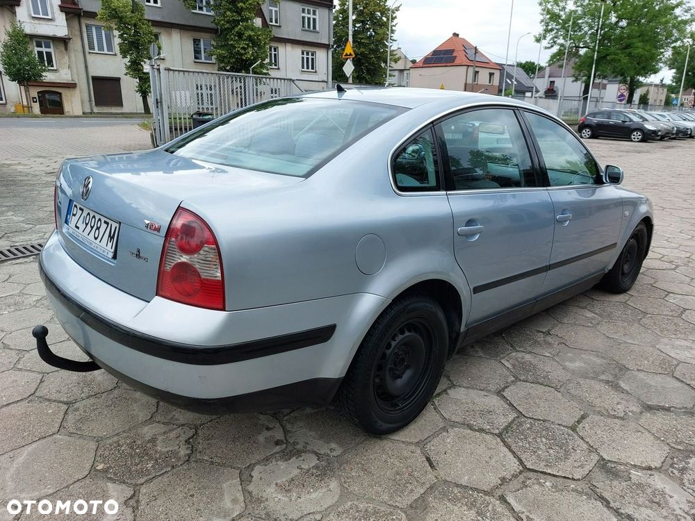 Volkswagen Passat - 7