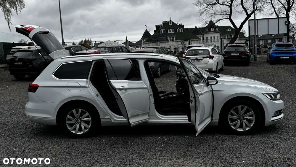 Volkswagen Passat - 13