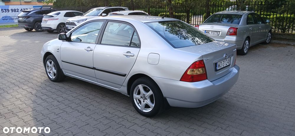 Toyota Corolla 1.6 VVT-i Sol - 5