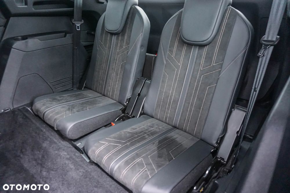 Peugeot 5008 1.2 PureTech mHEV GT S&S e-DCS6 - 31