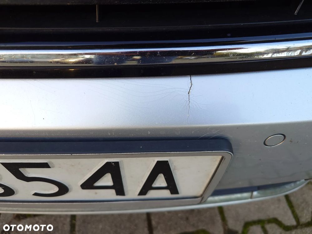 Volkswagen Passat Variant 1.6 TDI BlueMotion Technology Comfortline - 9