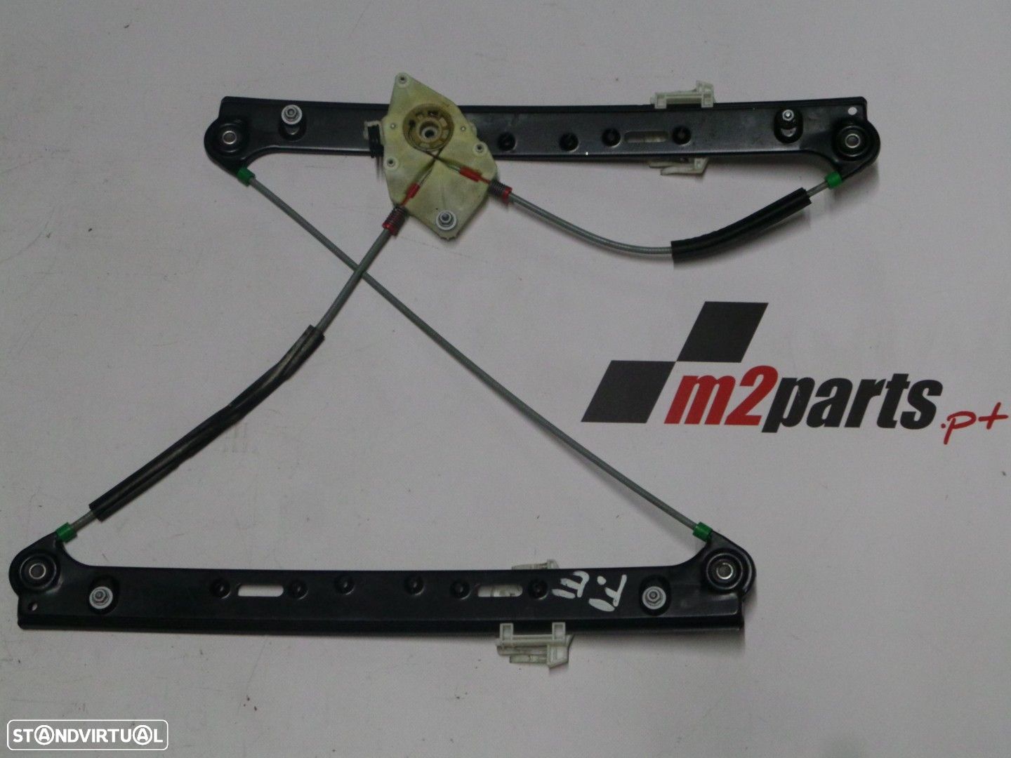 Elevador Esquerdo/Frente Seminovo/ Original BMW X3 (E83) 51333448249 - 1