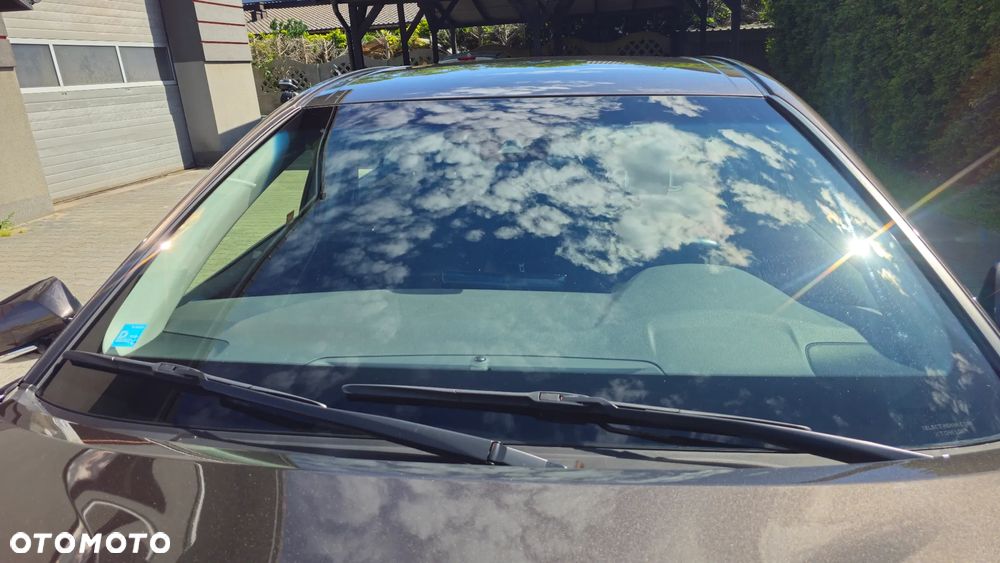 Toyota Camry 2.5 Hybrid Comfort CVT - 18