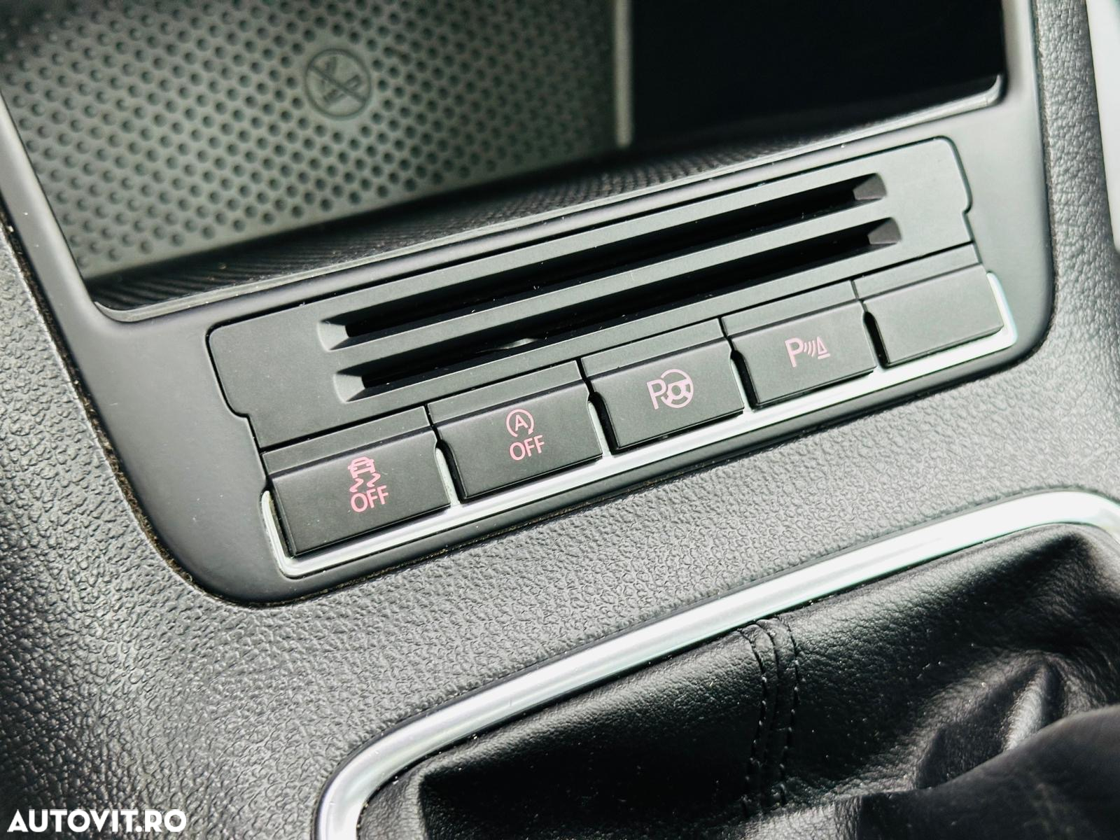 Volkswagen Tiguan - 31