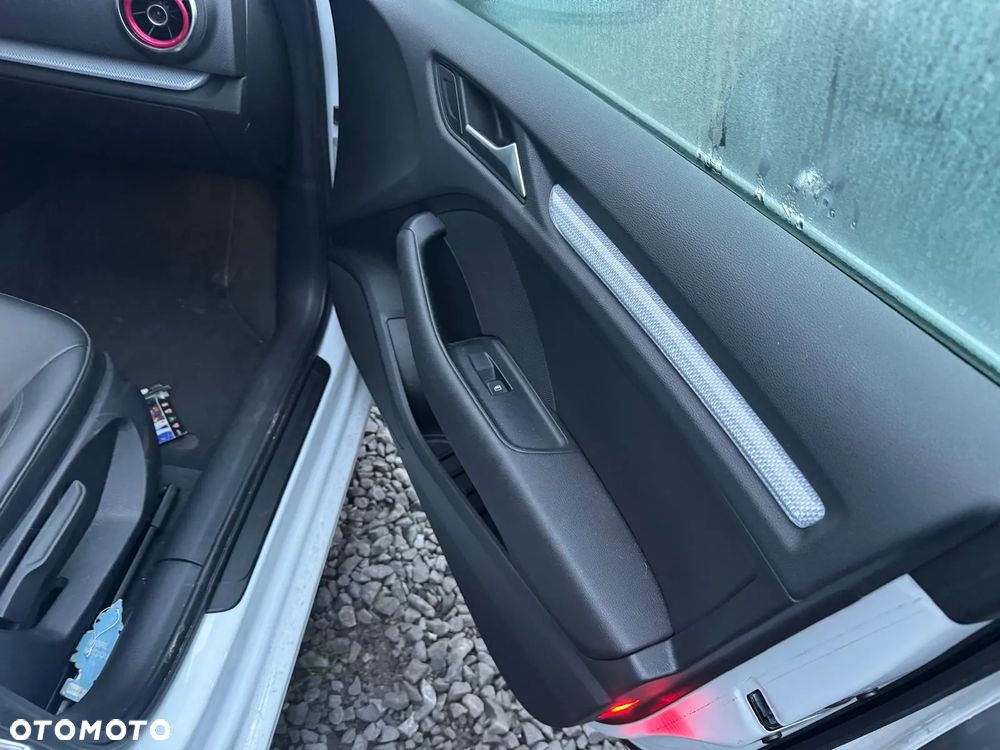 Audi A3 1.6 TDI Attraction - 17