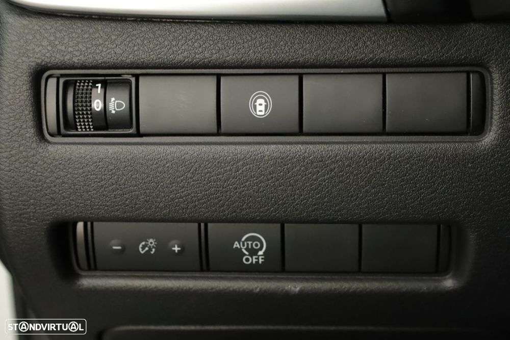 Nissan X-Trail 1.5 VC T N-Connecta 7L - 19