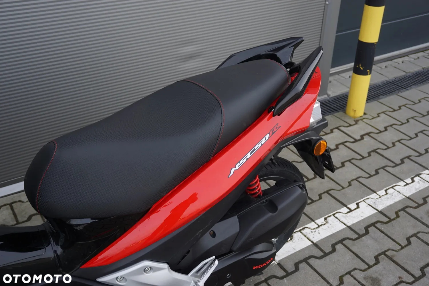 Honda NS - 12