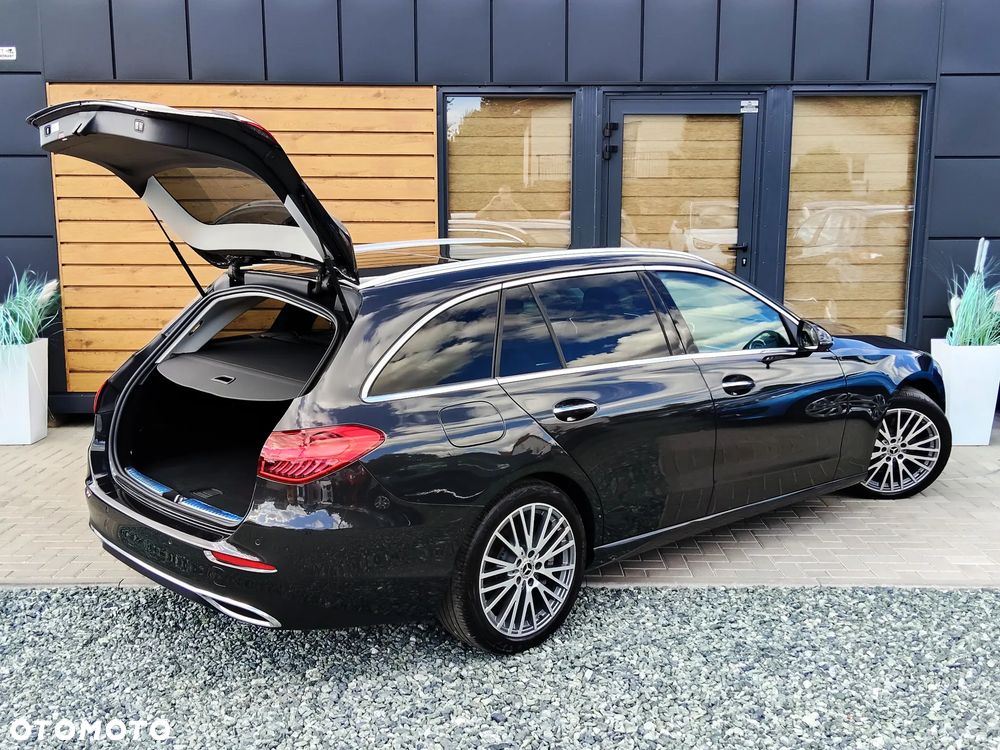 Mercedes-Benz Klasa C 220 d 4Matic 9G-TRONIC Avantgarde - 35