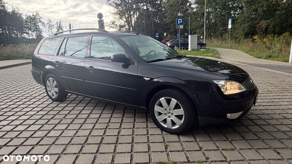Ford Mondeo 2.0 TDCI DPF Ambiente - 9