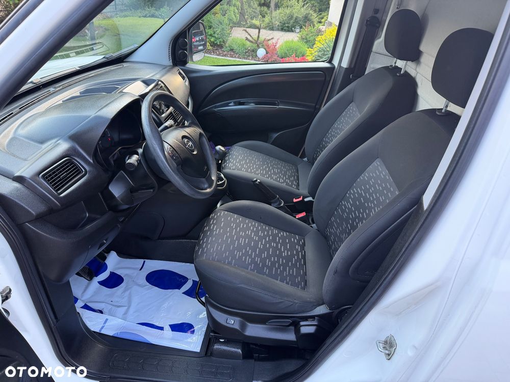 Opel Combo - 19