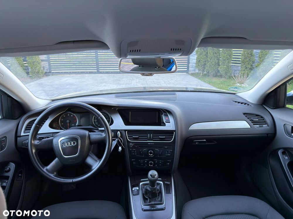 Audi A4 Limousine 1.8 TFSI Limited Edition - 33
