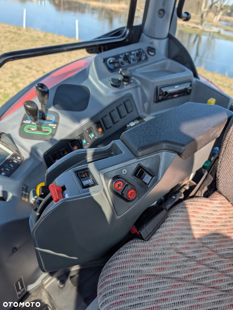 Kubota M105GX IV - 22