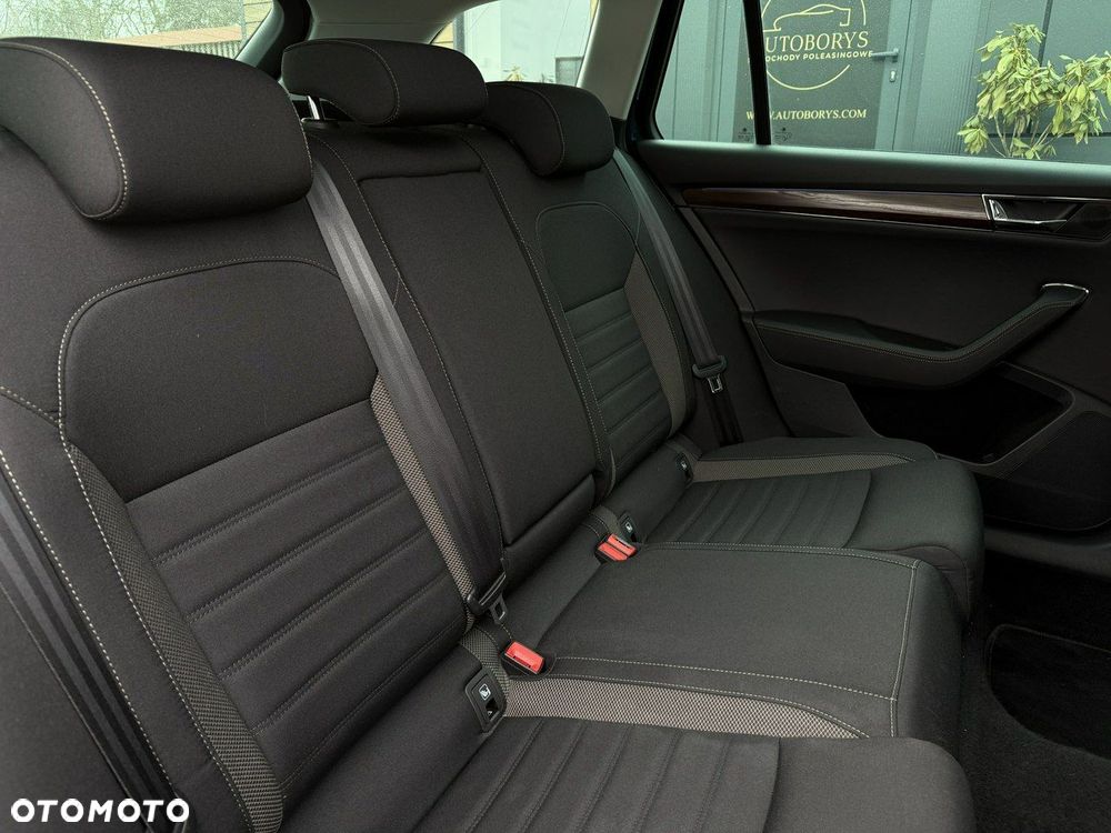 Skoda Superb 2.0 TDI SCR 4x4 Scout DSG - 39