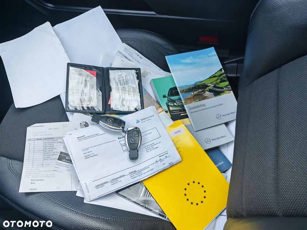 Mercedes-Benz Klasa E - 33