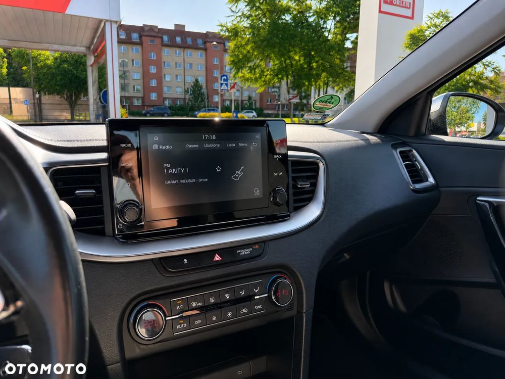Kia Ceed 1.4 T-GDI M - 10