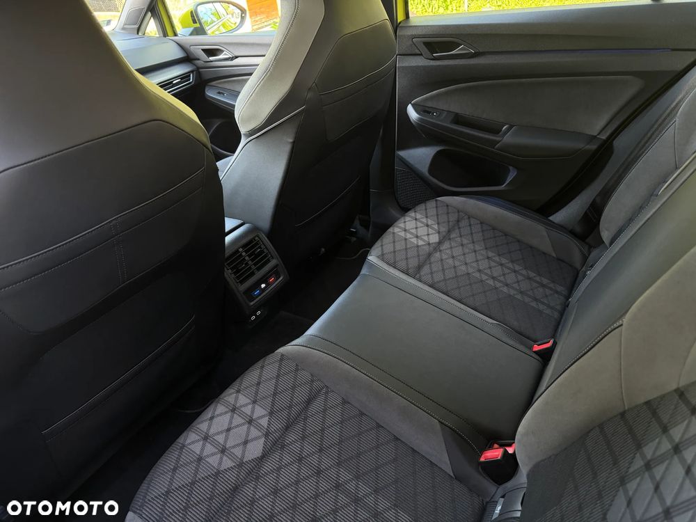 Volkswagen Golf 1.5 eTSI EVO R-Line DSG - 6