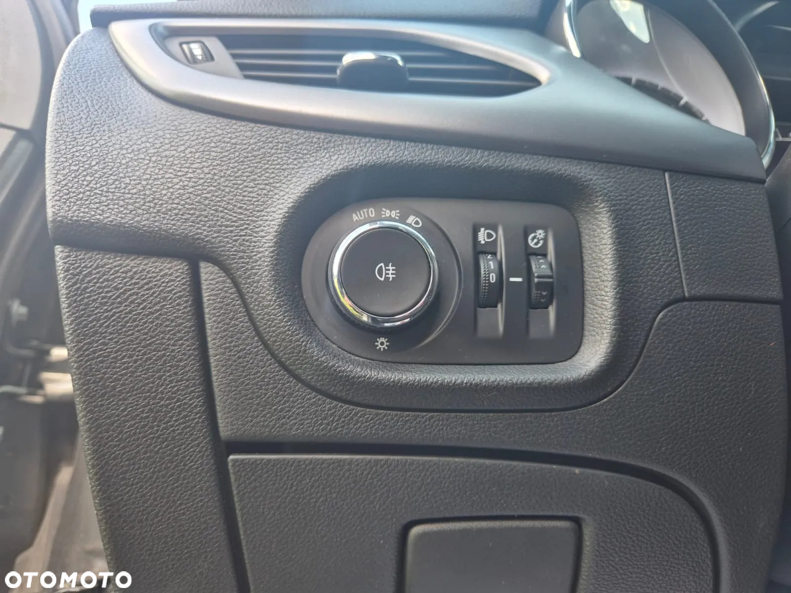 Opel Astra V 1.5 CDTI Edition S&S - 34