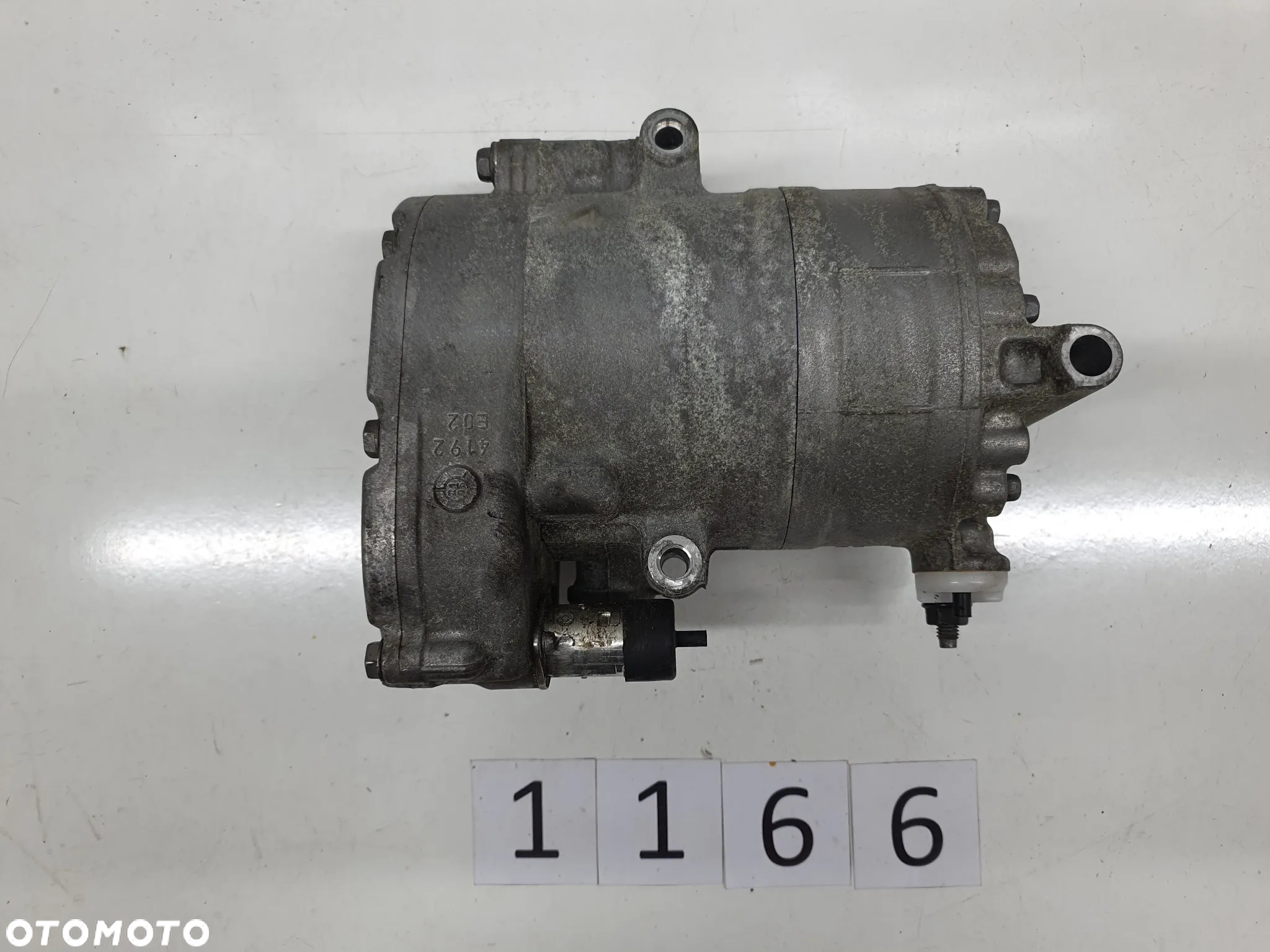 Sprężarka klimatyzacji postojowej Volvo FH 4, 84192003 - 5