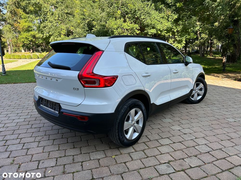Volvo XC 40 D3 Momentum - 2