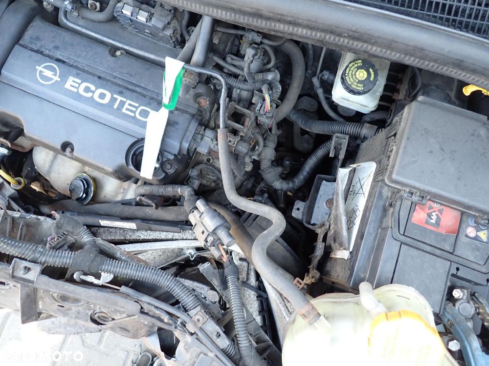 CZĘŚCI - Opel Corsa D 1,4 90KM Z14XEP HB 3D 5B F13 lakier Z20R 2009r. INDEX - 10106 - 6