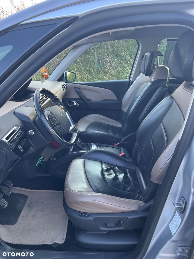 Citroën C4 Grand Picasso - 16