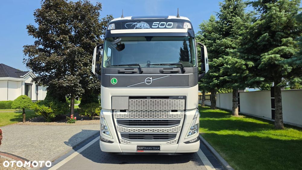 Volvo ///FH///500///2023///JEDYNE  311 TYŚ KM///1 TURBINA///KLIMATYZACJA POSTOJOWA///ZABUDOWY MIĘDZYOSIOWE/// VIRTUAL COCPIT///TABLET///KAMERA///STAN  BARDZO DOBRY - 2