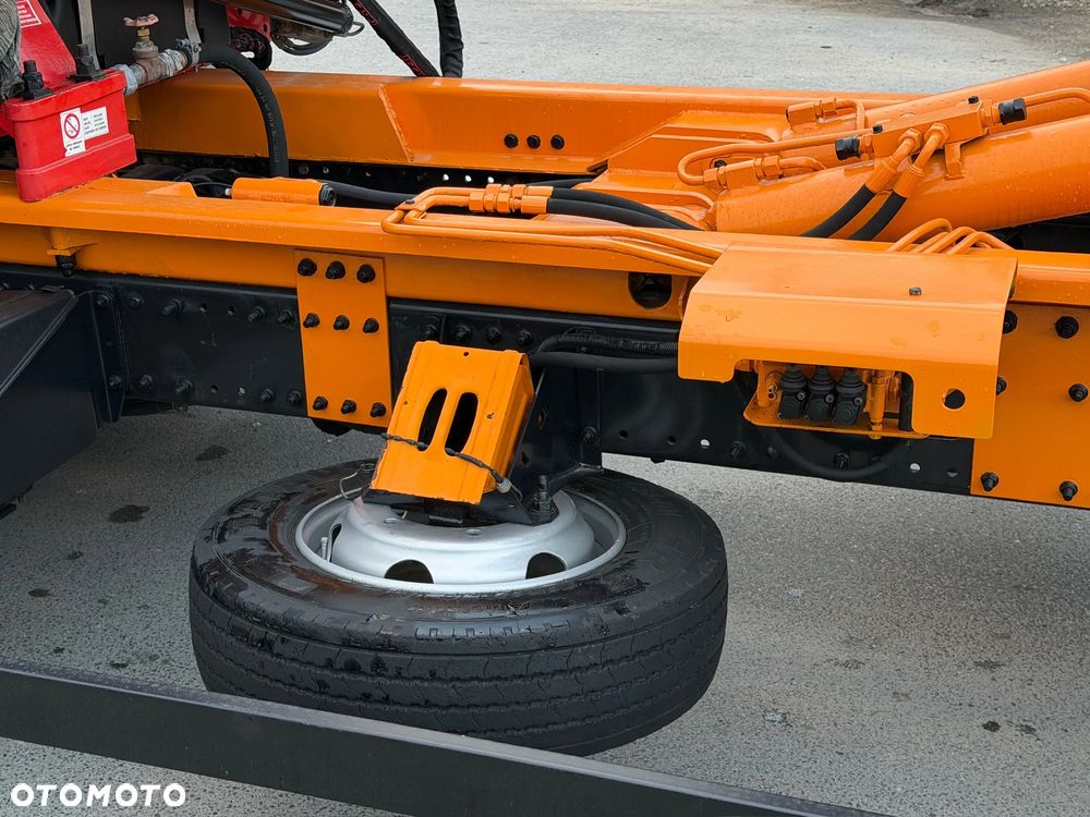 MAN TGL 8.180 // Hakowiec + HDS FASSI F40 // - 14