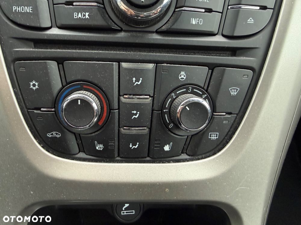 Opel Astra 1.4 Turbo - 18