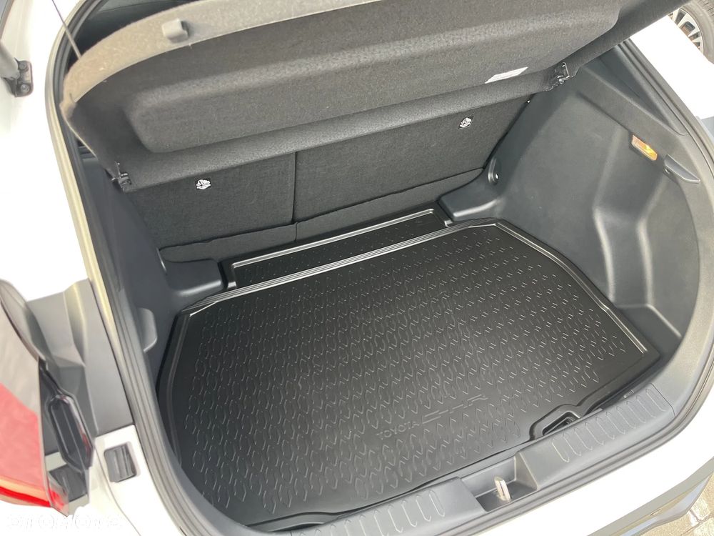 Toyota C-HR 1.8 Hybrid Comfort - 23