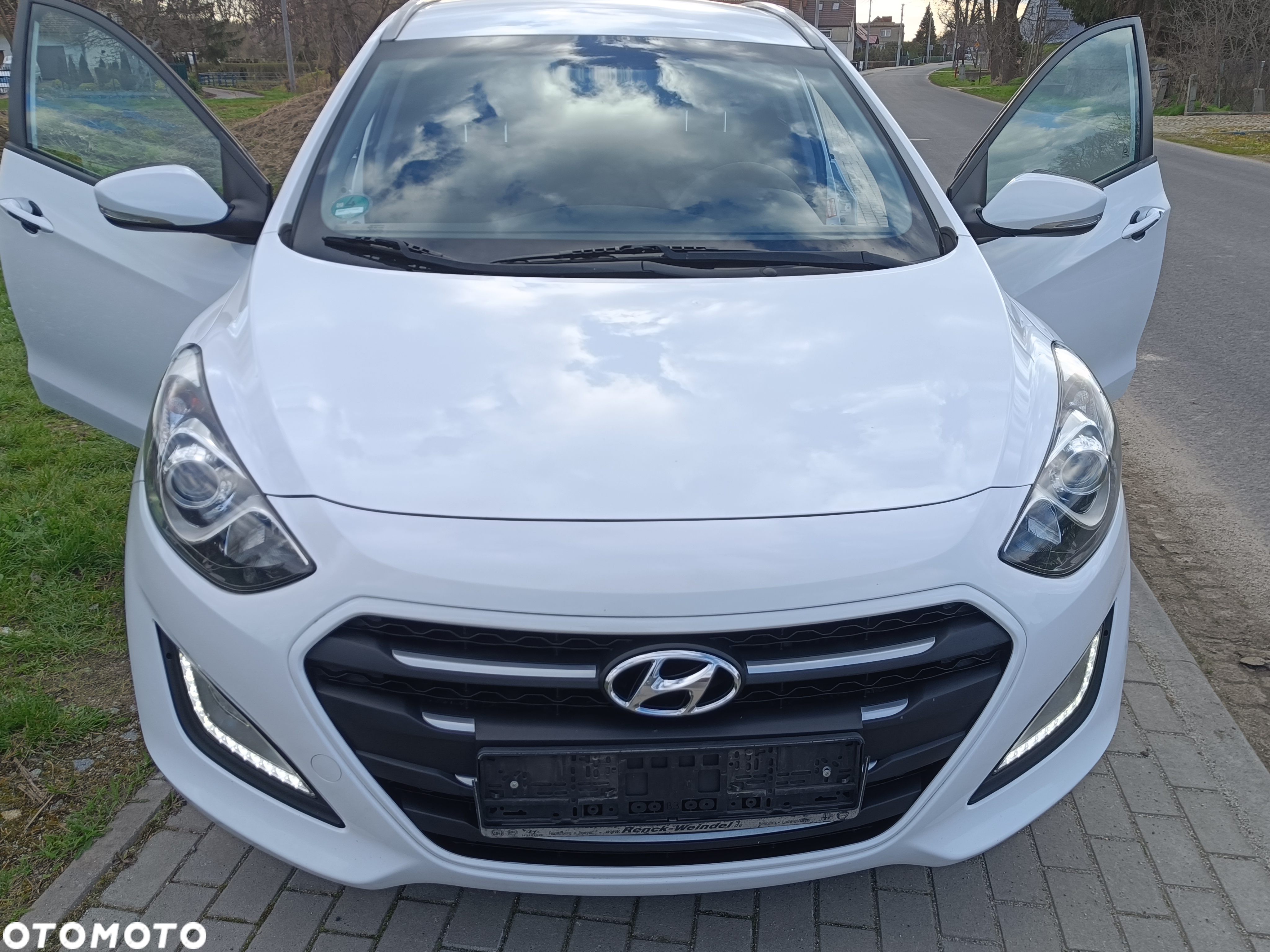 Hyundai i30 1.6 CRDi Premium - 25