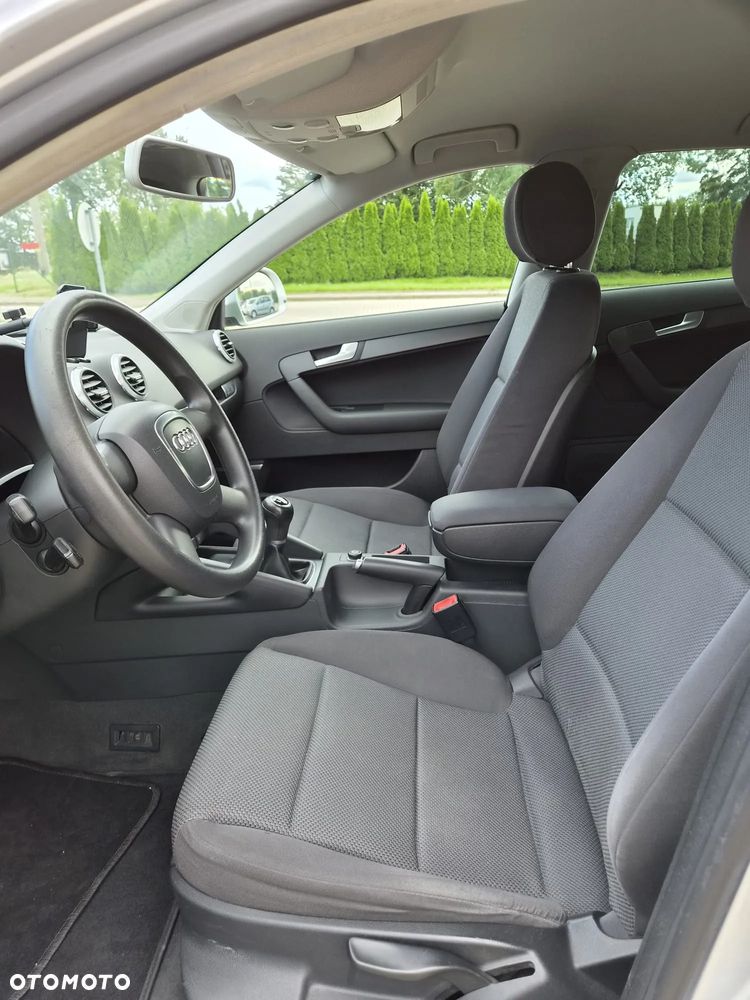 Audi A3 Sportback 1.9 TDI DPF Attraction - 21