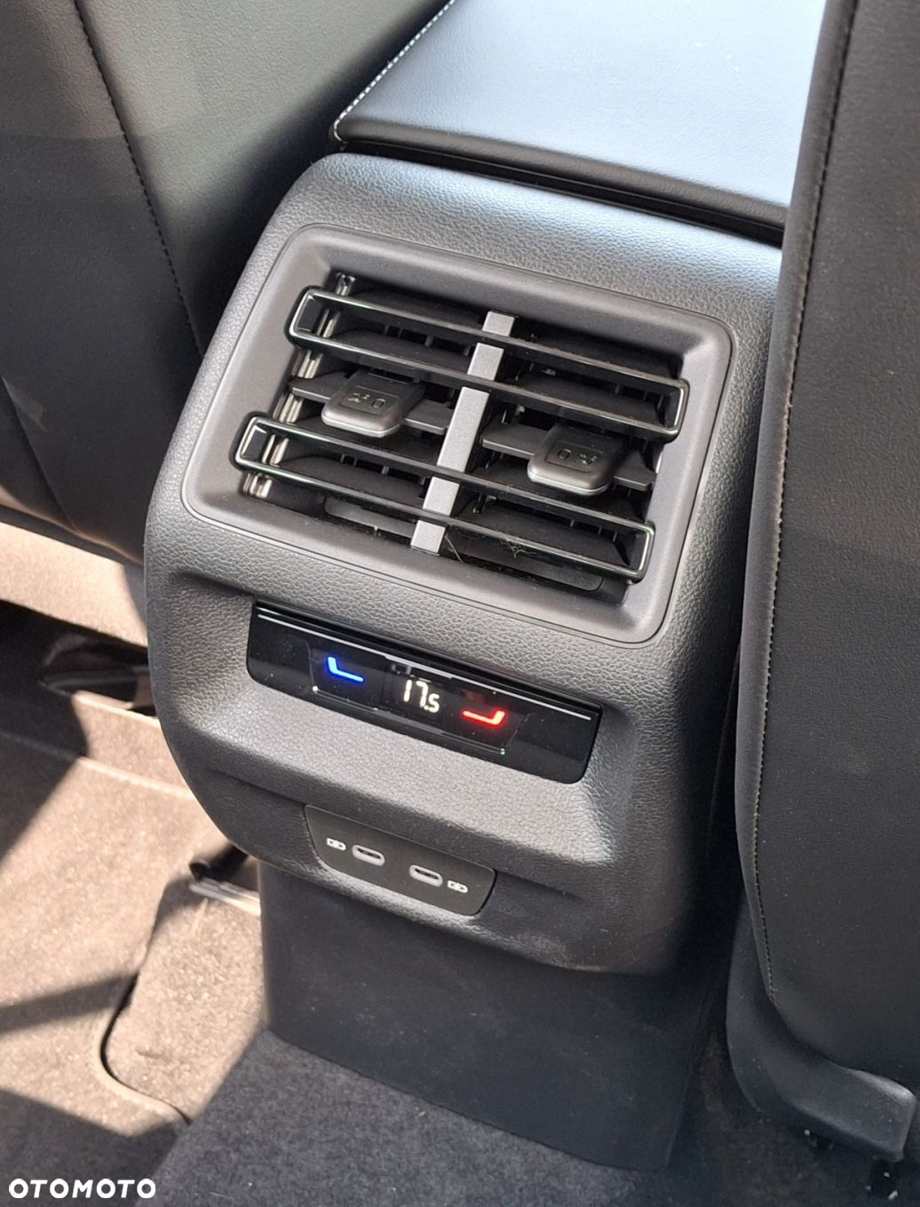 Volkswagen Tiguan 1.5 TSI EVO Elegance DSG - 24