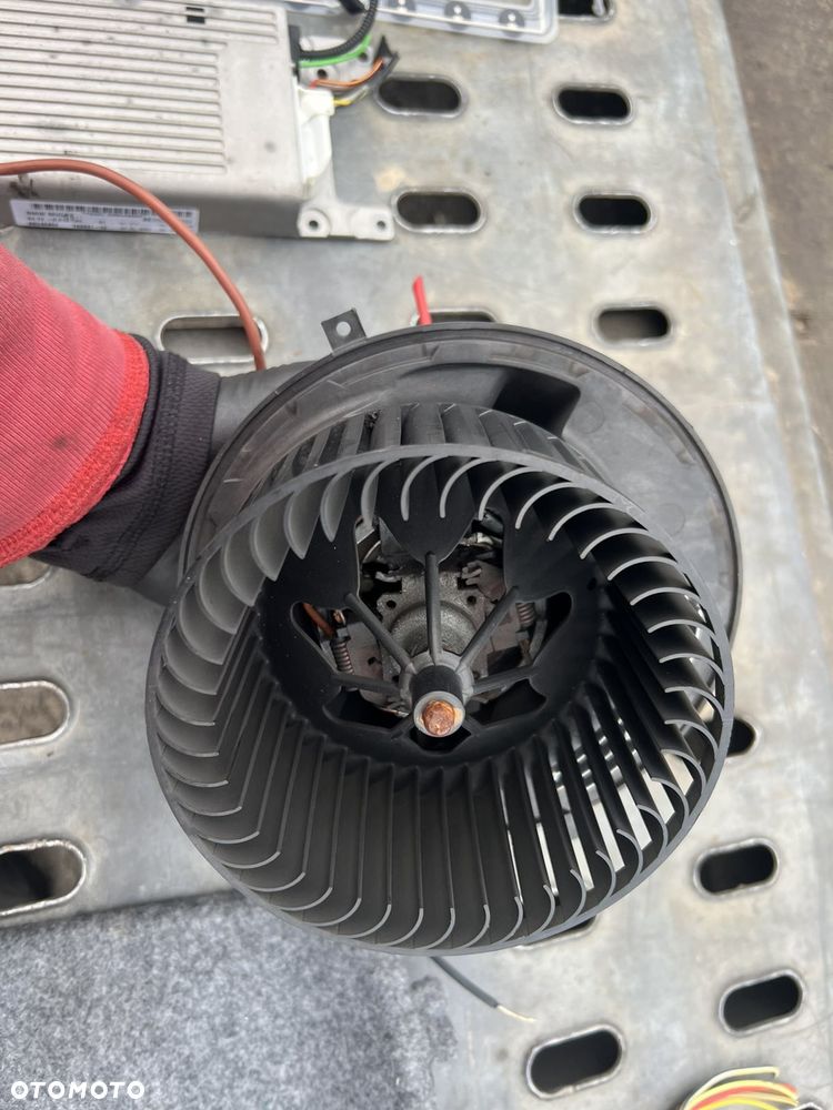 Dmuchawa wentylator Bmw e90 e91 e92 e93 e87 kompletna z opornica - 1