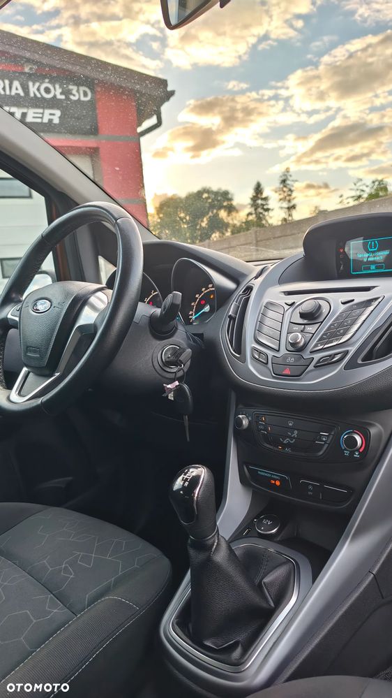 Ford B-MAX - 34