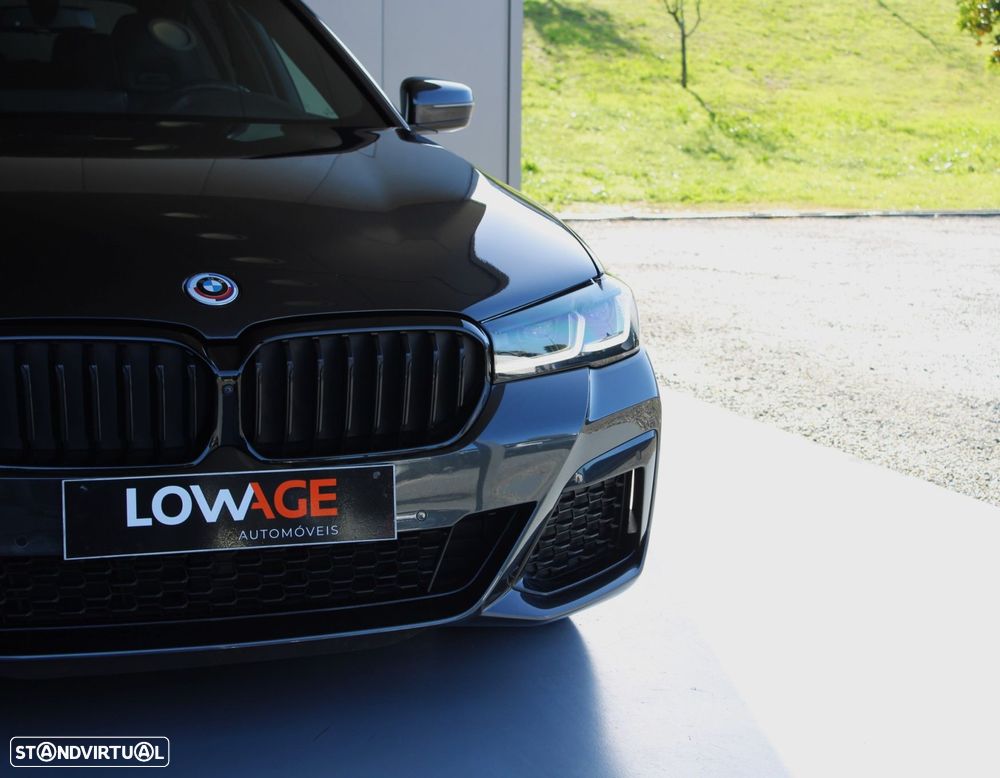 BMW 530 e Pack 50 anos M - 29