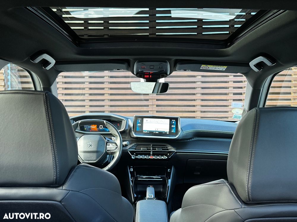 Peugeot 2008 BlueHDi 130 EAT8 GT - 18