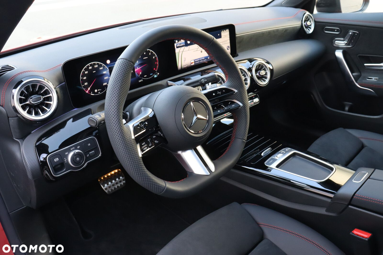 Mercedes-Benz CLA 200 AMG Line 7G-DCT - 8