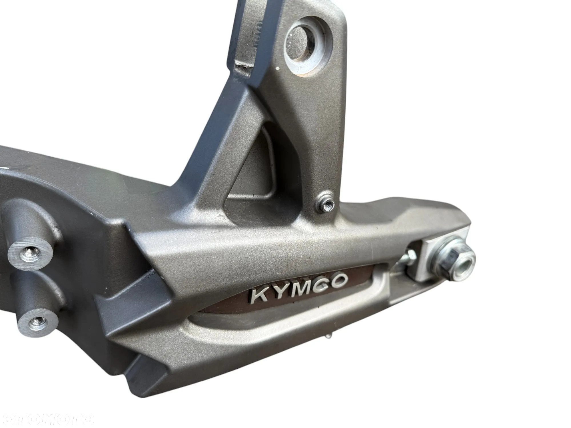 Wahacz  Kymco AK 550  16-21R - 8
