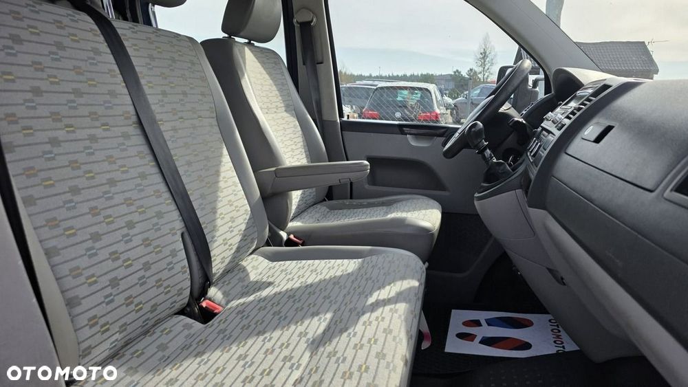 Volkswagen Transporter - 12