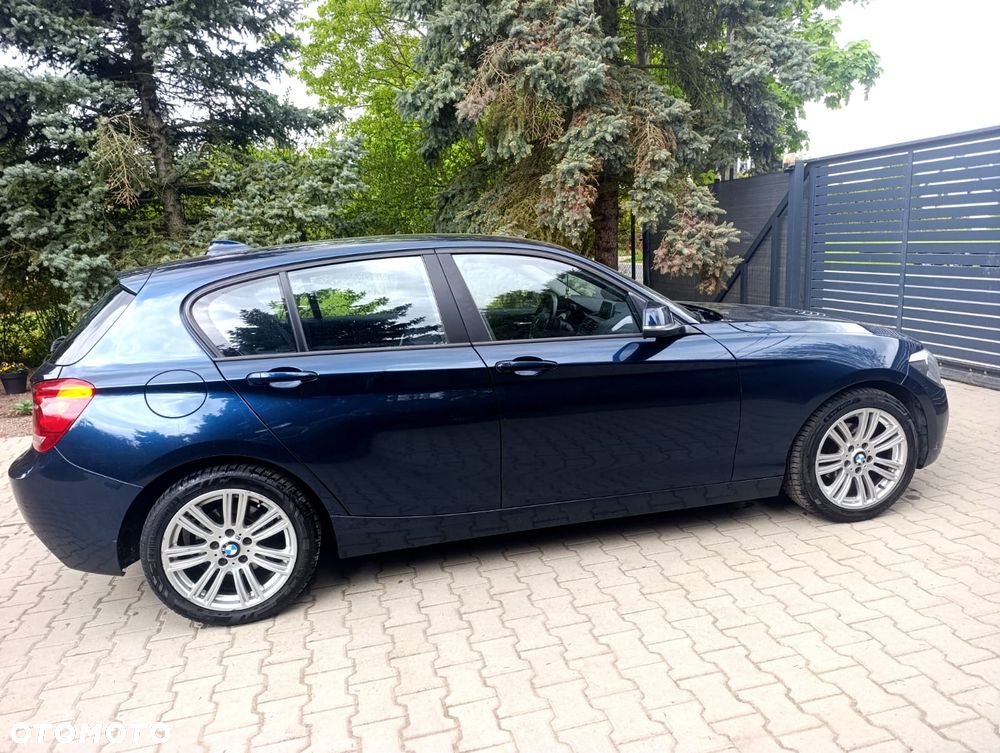 BMW Seria 1 118d Sport Line - 3