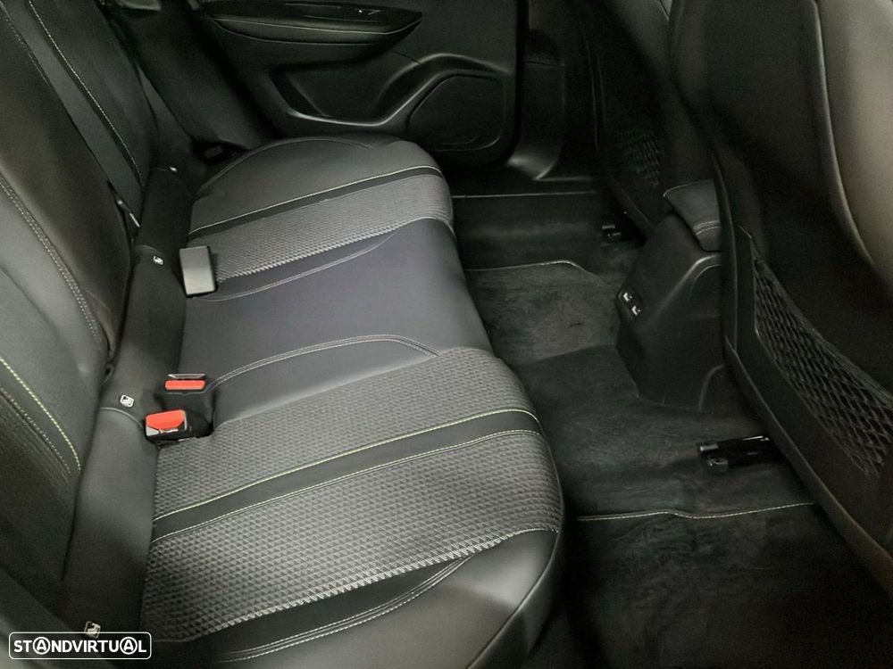 Peugeot 2008 - 15
